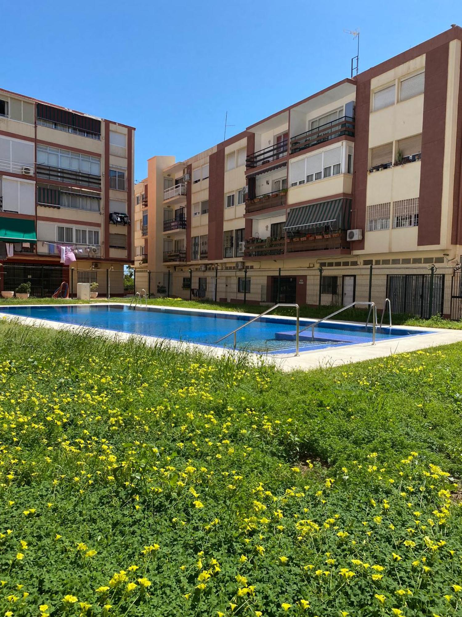 Precioso Apartamento Con Piscina Torremolinos Exterior photo