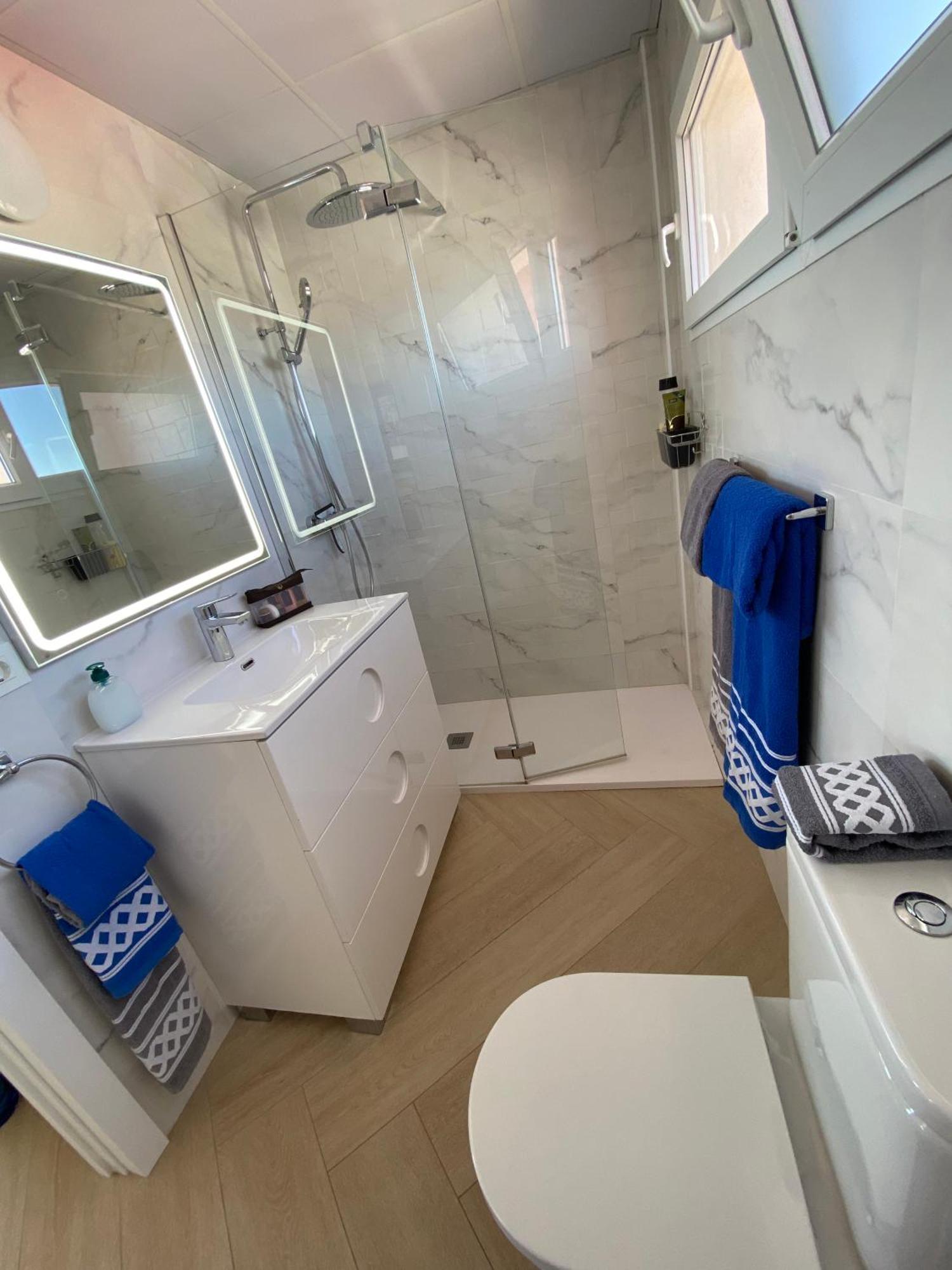 Precioso Apartamento Con Piscina Torremolinos Exterior photo